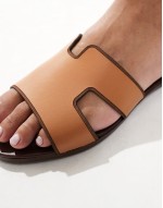 Tandra flat sandals in tan leather