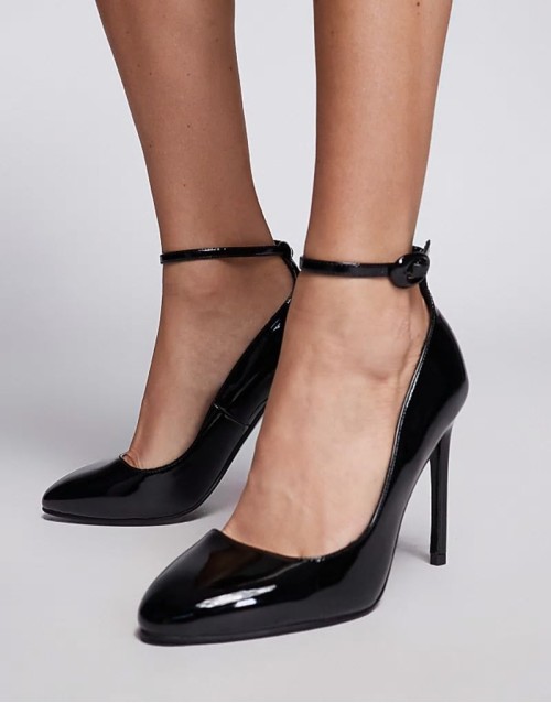 Priscilla round toe court shoes in black patent