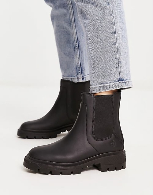 Cortina Valley chelsea boots in black