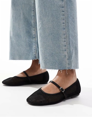 mesh ballet flat in black