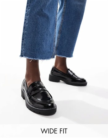 chunky loafer with stitching in black