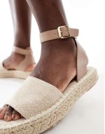 jute flatform sandals  in taupe